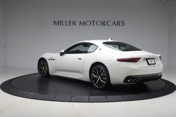New 2024 Maserati GranTurismo Modena for sale $188,115 at Alfa Romeo of Greenwich in Greenwich CT 06830 3