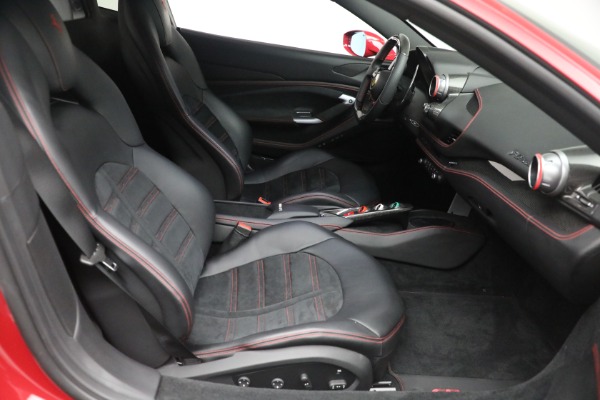 Used 2022 Ferrari F8 Tributo for sale $399,900 at Alfa Romeo of Greenwich in Greenwich CT 06830 17