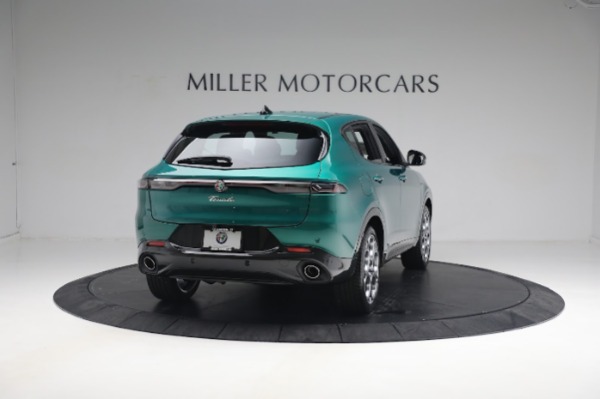New 2024 Alfa Romeo Tonale Veloce for sale $58,840 at Alfa Romeo of Greenwich in Greenwich CT 06830 10