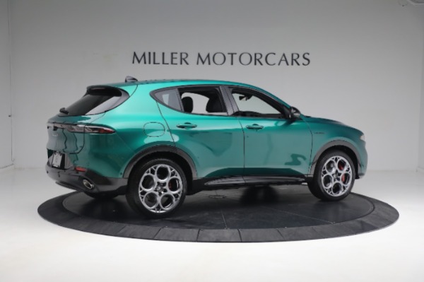 New 2024 Alfa Romeo Tonale Veloce for sale $58,840 at Alfa Romeo of Greenwich in Greenwich CT 06830 12
