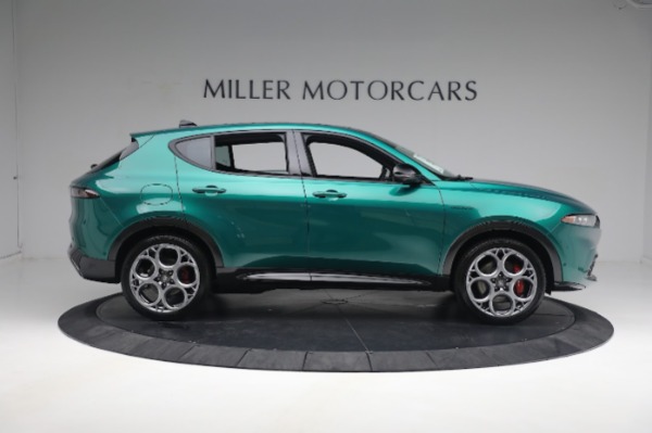 New 2024 Alfa Romeo Tonale Veloce for sale $58,840 at Alfa Romeo of Greenwich in Greenwich CT 06830 14