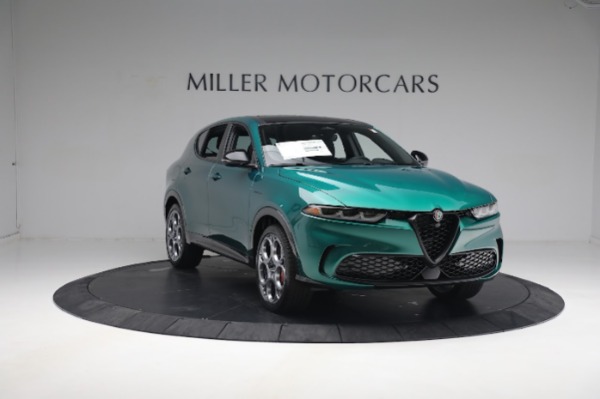 New 2024 Alfa Romeo Tonale Veloce for sale $58,840 at Alfa Romeo of Greenwich in Greenwich CT 06830 17