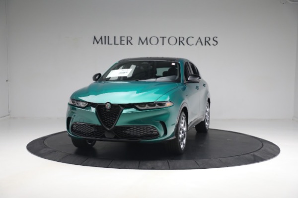 New 2024 Alfa Romeo Tonale Veloce for sale $58,840 at Alfa Romeo of Greenwich in Greenwich CT 06830 2