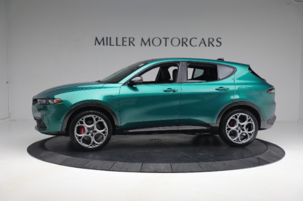 New 2024 Alfa Romeo Tonale Veloce for sale $58,840 at Alfa Romeo of Greenwich in Greenwich CT 06830 4