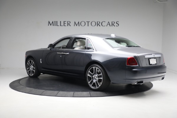 Used 2019 Rolls-Royce Ghost for sale $225,900 at Alfa Romeo of Greenwich in Greenwich CT 06830 11