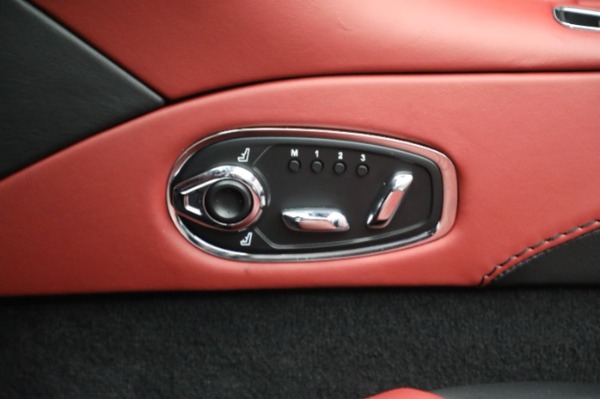 Used 2020 Aston Martin DB11 Volante for sale $139,900 at Alfa Romeo of Greenwich in Greenwich CT 06830 25