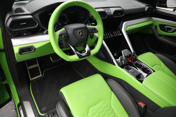 Used 2022 Lamborghini Urus for sale $269,900 at Alfa Romeo of Greenwich in Greenwich CT 06830 12