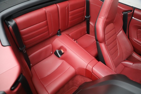 Used 2022 Porsche 911 Turbo S for sale $261,900 at Alfa Romeo of Greenwich in Greenwich CT 06830 28