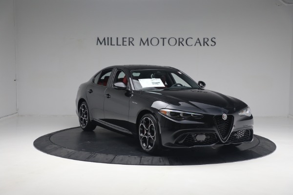 New 2024 Alfa Romeo Giulia Veloce for sale $55,350 at Alfa Romeo of Greenwich in Greenwich CT 06830 18