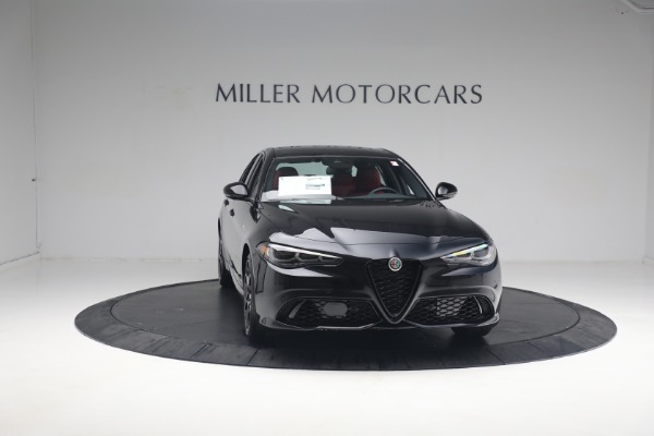 New 2024 Alfa Romeo Giulia Veloce for sale $55,350 at Alfa Romeo of Greenwich in Greenwich CT 06830 19