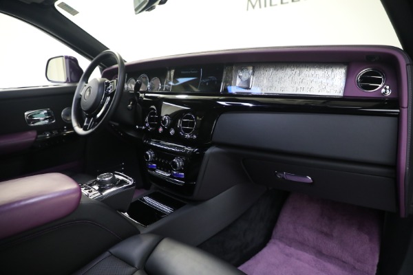 Used 2020 Rolls-Royce Phantom for sale $339,900 at Alfa Romeo of Greenwich in Greenwich CT 06830 19