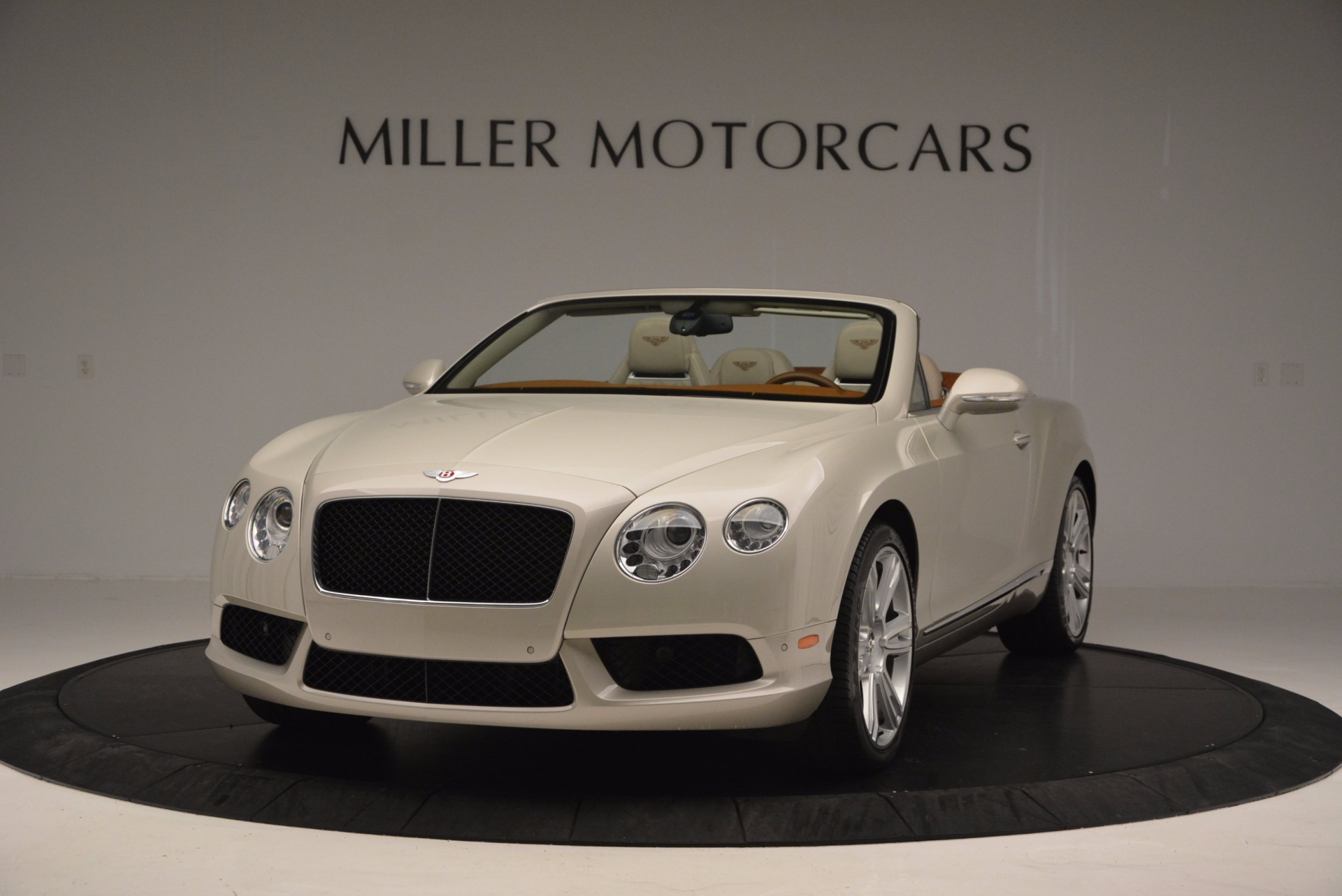 Used 2013 Bentley Continental GTC V8 for sale Sold at Alfa Romeo of Greenwich in Greenwich CT 06830 1