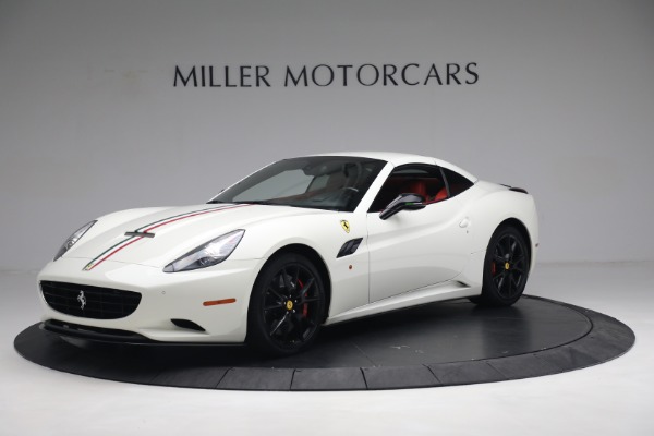 Used 2014 Ferrari California for sale $134,900 at Alfa Romeo of Greenwich in Greenwich CT 06830 13