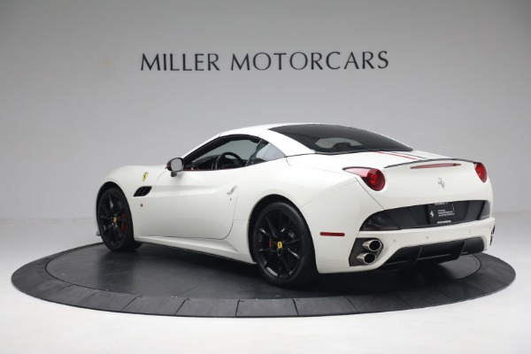 Used 2014 Ferrari California for sale $134,900 at Alfa Romeo of Greenwich in Greenwich CT 06830 15