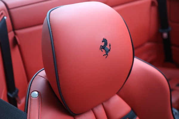 Used 2014 Ferrari California for sale $134,900 at Alfa Romeo of Greenwich in Greenwich CT 06830 27
