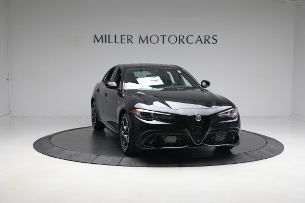New 2024 Alfa Romeo Giulia Veloce for sale Sold at Alfa Romeo of Greenwich in Greenwich CT 06830 18