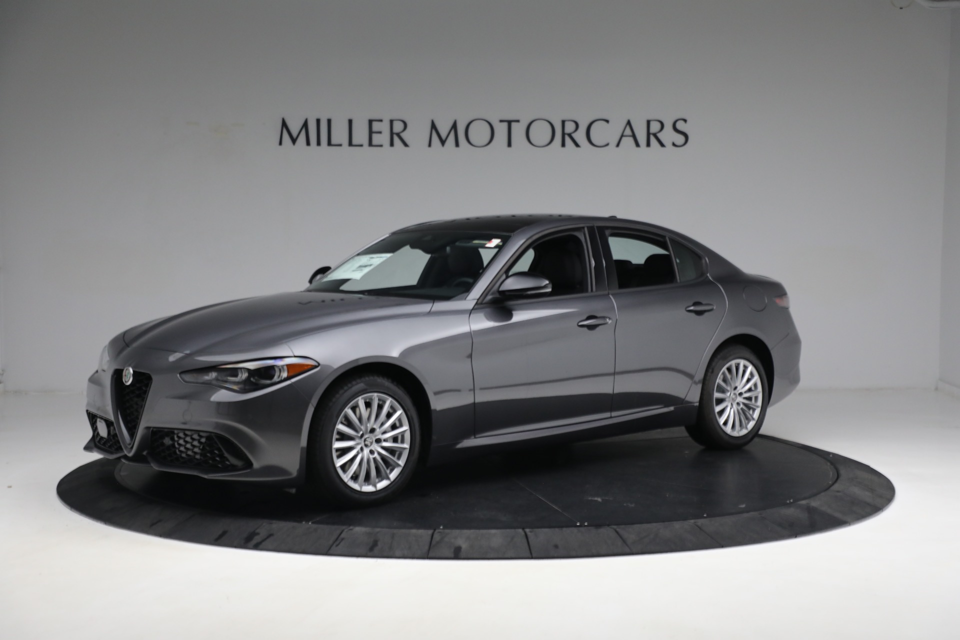New 2024 Alfa Romeo Giulia Sprint for sale $48,230 at Alfa Romeo of Greenwich in Greenwich CT 06830 1