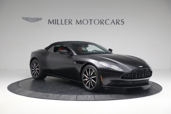 Used 2020 Aston Martin DB11 Volante for sale $147,900 at Alfa Romeo of Greenwich in Greenwich CT 06830 18