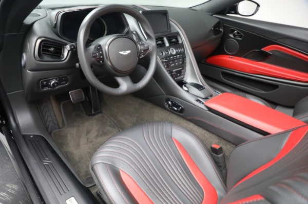 Used 2020 Aston Martin DB11 Volante for sale $147,900 at Alfa Romeo of Greenwich in Greenwich CT 06830 19