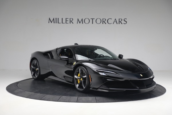 Used 2022 Ferrari SF90 Stradale for sale $629,900 at Alfa Romeo of Greenwich in Greenwich CT 06830 11