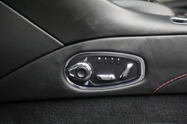 Used 2019 Aston Martin DB11 Volante for sale Sold at Alfa Romeo of Greenwich in Greenwich CT 06830 24