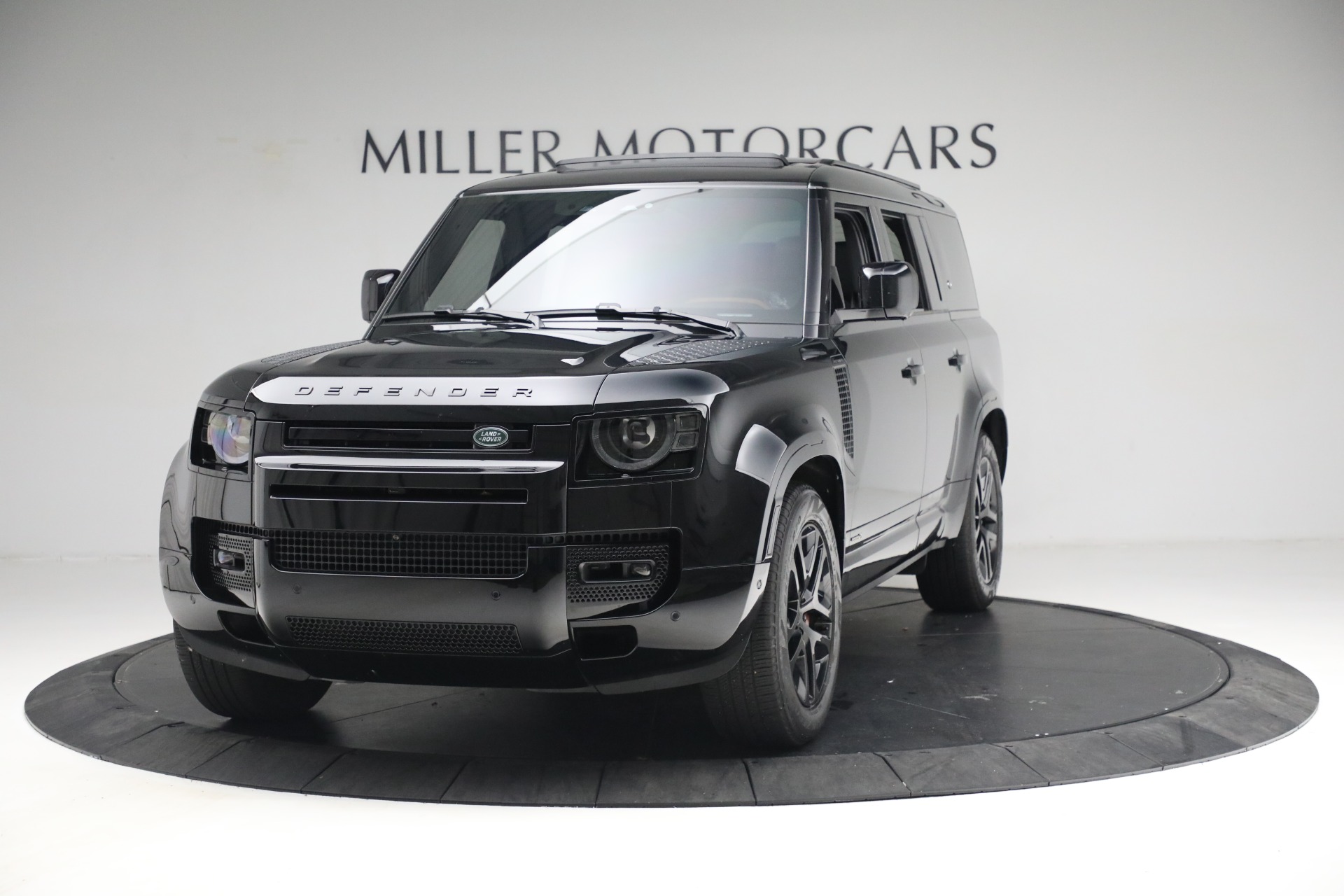 Used 2023 Land Rover Defender 130 X for sale $99,900 at Alfa Romeo of Greenwich in Greenwich CT 06830 1