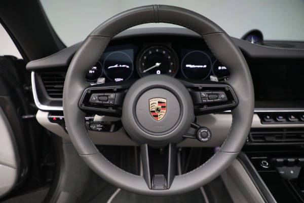 Used 2021 Porsche 911 Carrera S for sale $159,900 at Alfa Romeo of Greenwich in Greenwich CT 06830 23