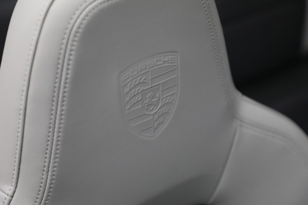 Used 2021 Porsche 911 Carrera S for sale $159,900 at Alfa Romeo of Greenwich in Greenwich CT 06830 28