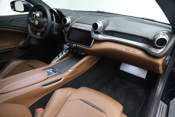 Used 2019 Ferrari GTC4Lusso for sale $269,900 at Alfa Romeo of Greenwich in Greenwich CT 06830 15