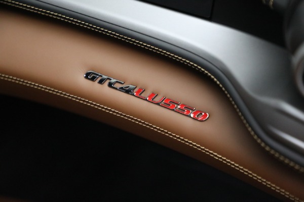 Used 2019 Ferrari GTC4Lusso for sale $269,900 at Alfa Romeo of Greenwich in Greenwich CT 06830 19
