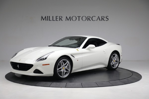 Used 2017 Ferrari California T for sale $151,900 at Alfa Romeo of Greenwich in Greenwich CT 06830 13