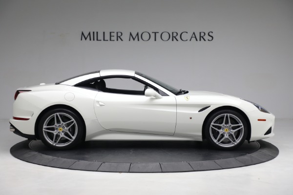 Used 2017 Ferrari California T for sale $151,900 at Alfa Romeo of Greenwich in Greenwich CT 06830 17