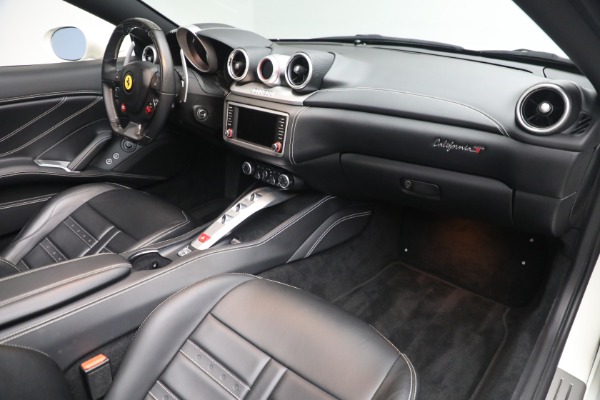 Used 2017 Ferrari California T for sale $151,900 at Alfa Romeo of Greenwich in Greenwich CT 06830 22