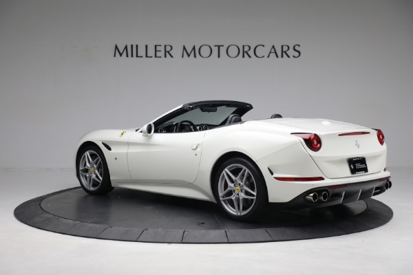 Used 2017 Ferrari California T for sale $151,900 at Alfa Romeo of Greenwich in Greenwich CT 06830 4