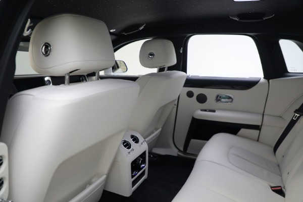 Used 2022 Rolls-Royce Ghost for sale Sold at Alfa Romeo of Greenwich in Greenwich CT 06830 19