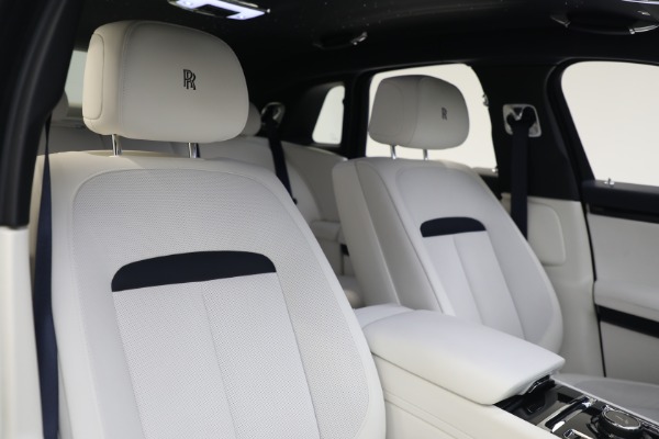 Used 2022 Rolls-Royce Ghost for sale $299,900 at Alfa Romeo of Greenwich in Greenwich CT 06830 27