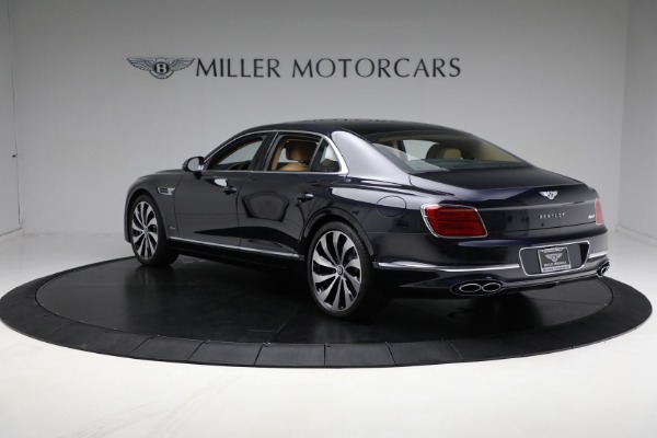New 2024 Bentley Flying Spur Hybrid Azure for sale $289,115 at Alfa Romeo of Greenwich in Greenwich CT 06830 5
