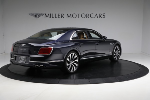 New 2024 Bentley Flying Spur Hybrid Azure for sale $289,115 at Alfa Romeo of Greenwich in Greenwich CT 06830 8