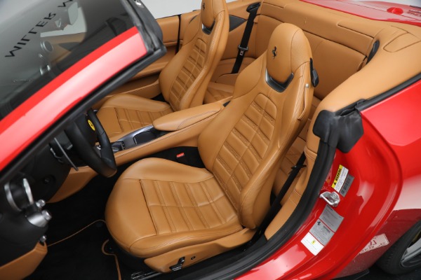 Used 2019 Ferrari Portofino for sale $221,900 at Alfa Romeo of Greenwich in Greenwich CT 06830 21