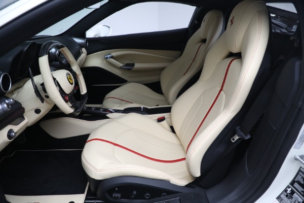 Used 2022 Ferrari F8 Tributo for sale $399,900 at Alfa Romeo of Greenwich in Greenwich CT 06830 14