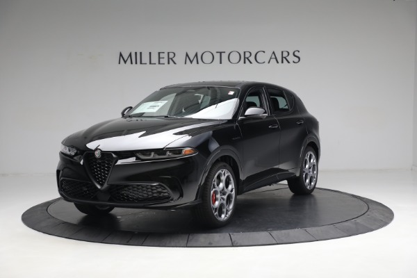 New 2024 Alfa Romeo Tonale Veloce for sale $54,790 at Alfa Romeo of Greenwich in Greenwich CT 06830 2