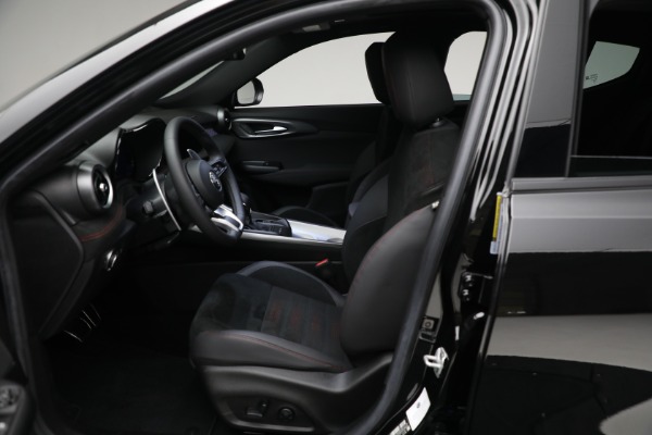 New 2024 Alfa Romeo Tonale Veloce for sale $54,790 at Alfa Romeo of Greenwich in Greenwich CT 06830 22