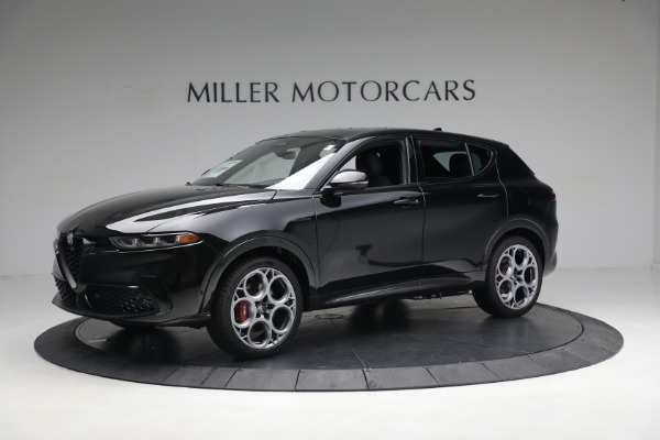 New 2024 Alfa Romeo Tonale Veloce for sale $54,790 at Alfa Romeo of Greenwich in Greenwich CT 06830 3