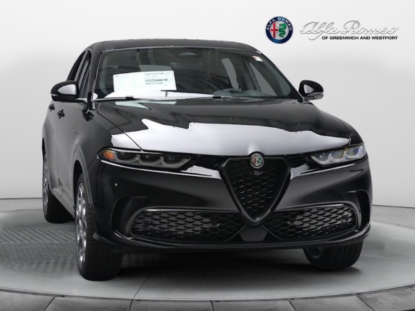 New 2024 Alfa Romeo Tonale Veloce for sale $57,640 at Alfa Romeo of Greenwich in Greenwich CT 06830 18