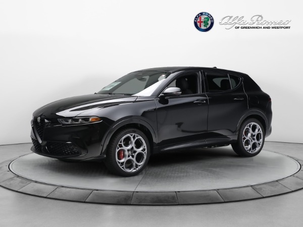 New 2024 Alfa Romeo Tonale Veloce for sale $57,640 at Alfa Romeo of Greenwich in Greenwich CT 06830 1