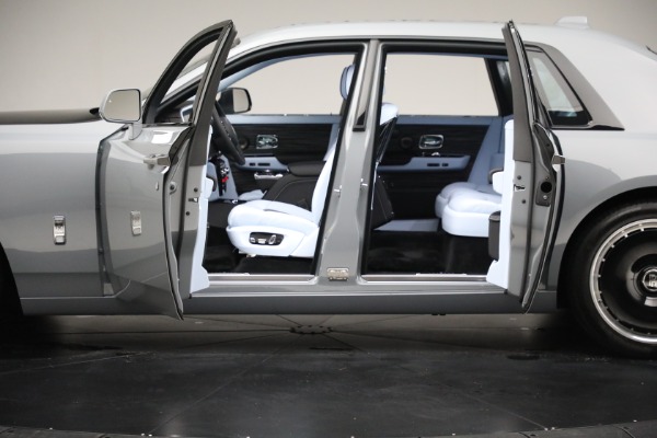 New 2024 Rolls-Royce Phantom for sale Call for price at Alfa Romeo of Greenwich in Greenwich CT 06830 6