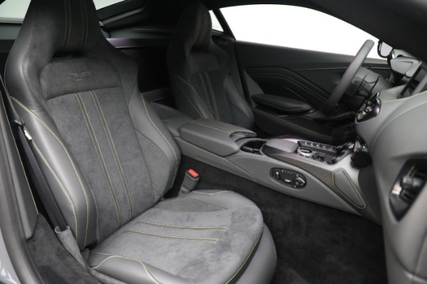 New 2023 Aston Martin Vantage V8 for sale $184,986 at Alfa Romeo of Greenwich in Greenwich CT 06830 21