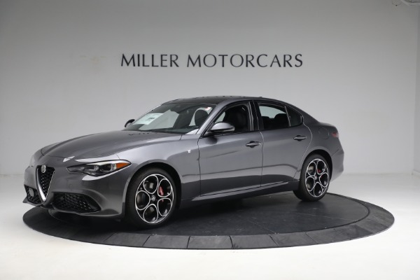 New 2024 Alfa Romeo Giulia Ti for sale $51,870 at Alfa Romeo of Greenwich in Greenwich CT 06830 3