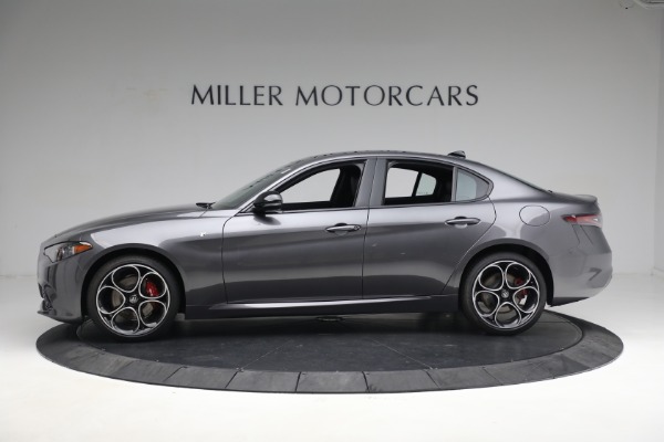 New 2024 Alfa Romeo Giulia Ti for sale $51,870 at Alfa Romeo of Greenwich in Greenwich CT 06830 5