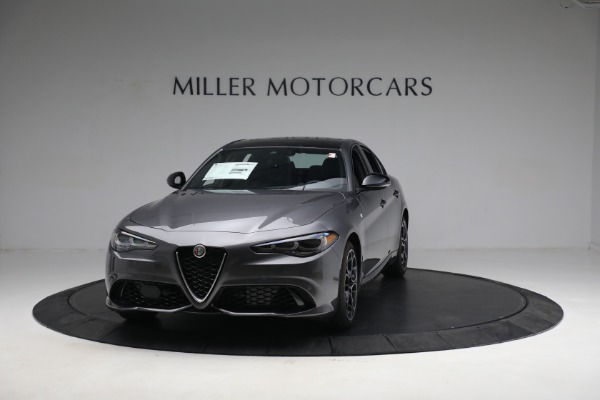 New 2024 Alfa Romeo Giulia Ti for sale $51,870 at Alfa Romeo of Greenwich in Greenwich CT 06830 1